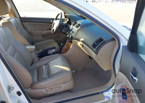 2005 Honda Accord 3.0 Ex из США, поврежденный, VIN 1HGCM66595A036232